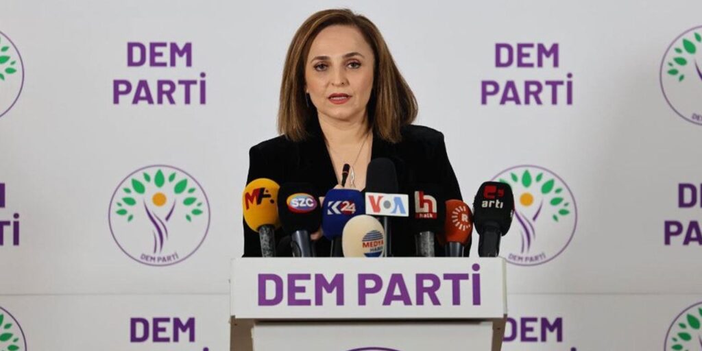 435498-1024x512 DEM Parti'den Yeni Anayasa Çağrısı: "Türkiye’nin Sivil ve Özgürlükçü Bir Anayasaya İhtiyacı Var"