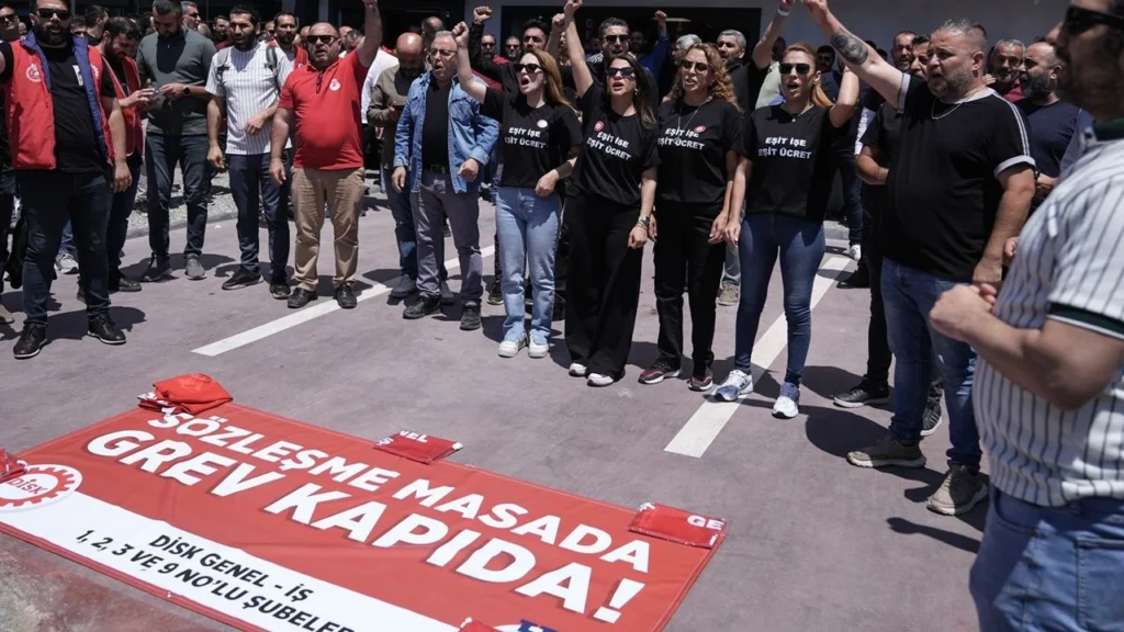 isc-1024x576 İzmir'de 23 Bin Belediye İşçisi Greve Gitti: Ulaşımda Aksamalar Yaşanıyor